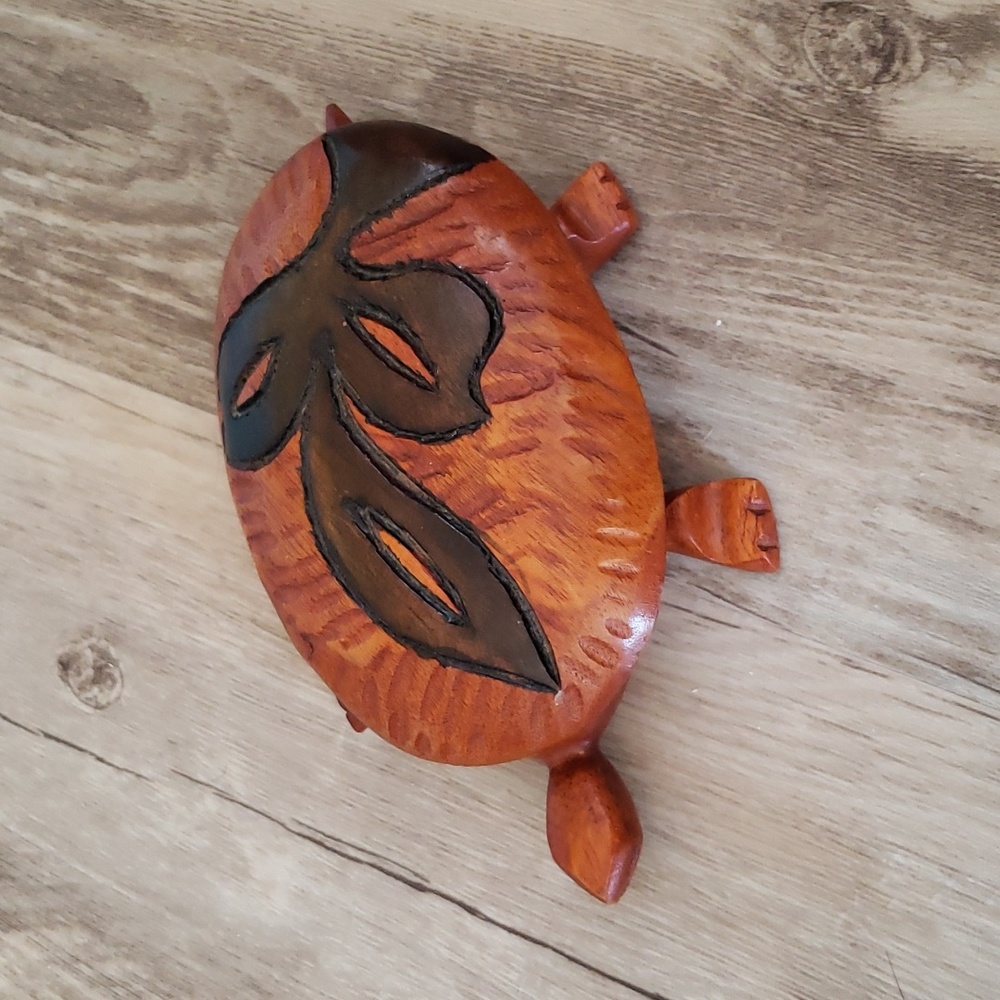 Hand Carved Wooden Turtle Dish with Lid